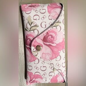 Guess: Floral Pink and White Wallet